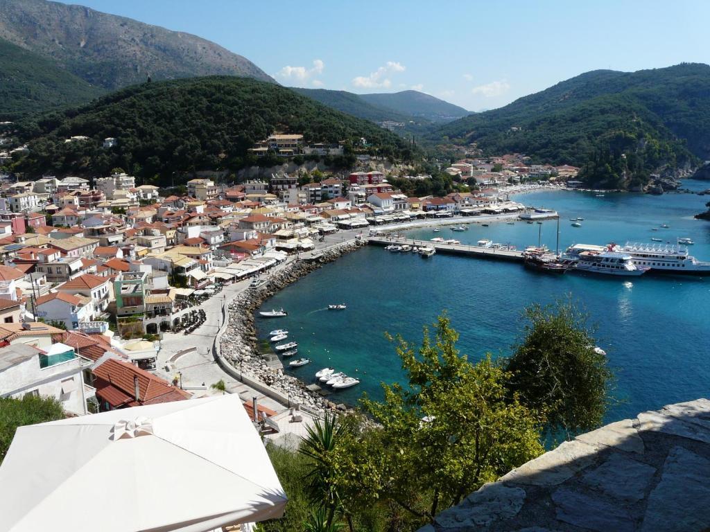 San Nectarios Hotel Parga Exterior foto