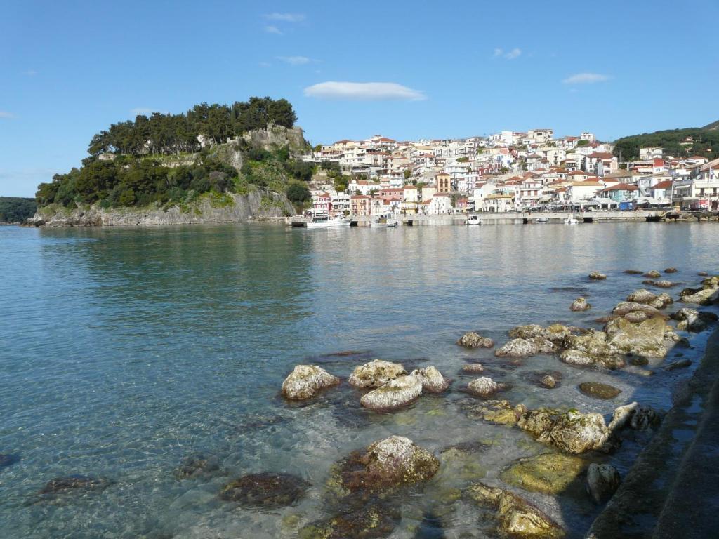 San Nectarios Hotel Parga Exterior foto